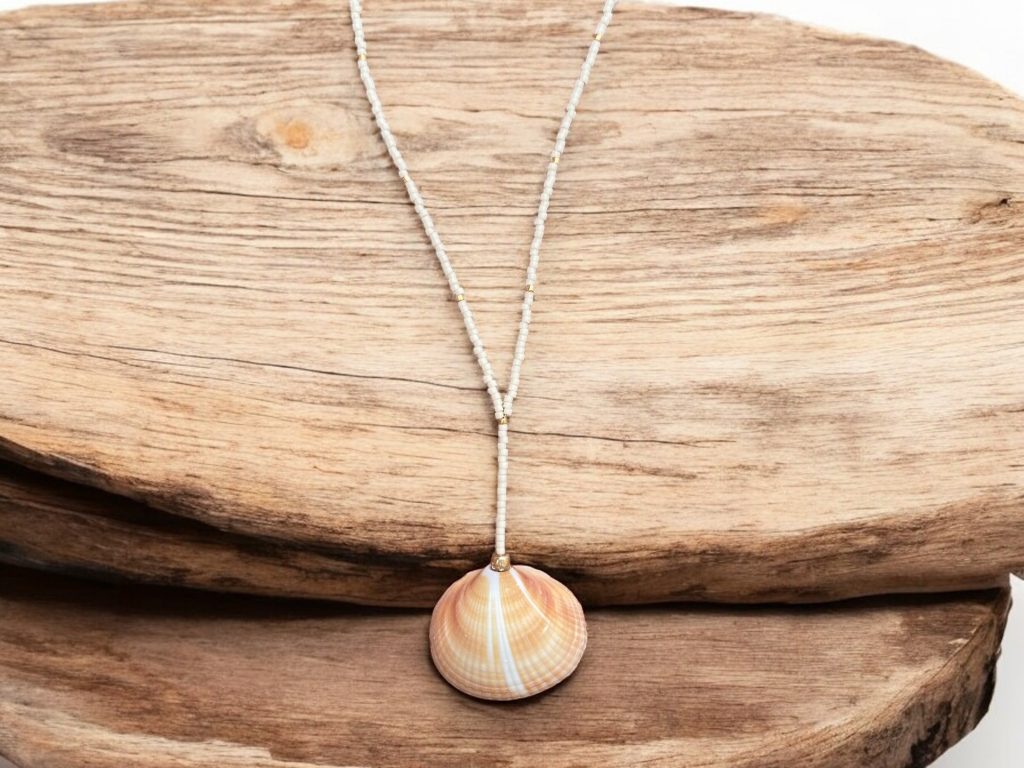 Hurley Pendant