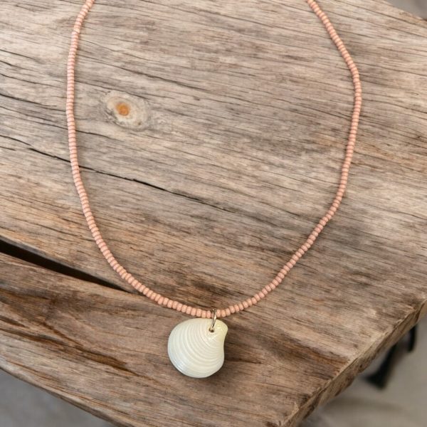 Kids Stretchy Shell Necklace