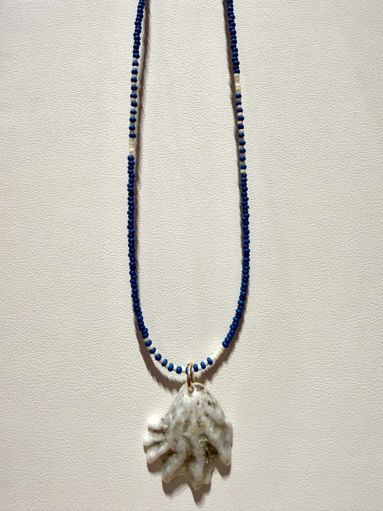 Color Burst Shell Necklace 1