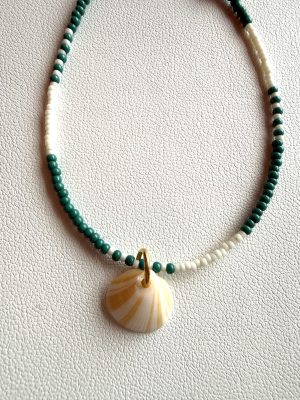 Color Burst Shell Bracelet 2