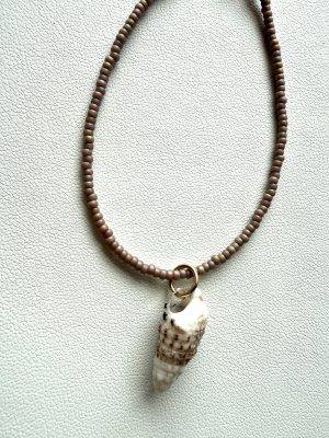 Blush Shell Bracelet 2