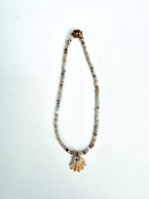 Blush Shell Bracelet 4